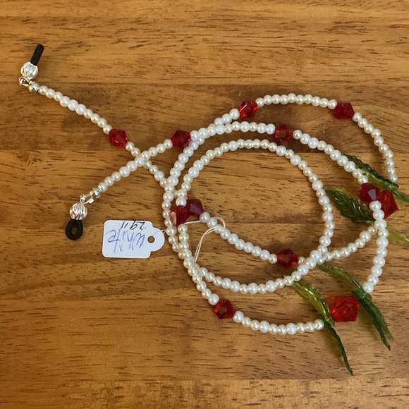 NEW Eyeglass lanyard or eyeglass necklace chain - Picture 3 of 3